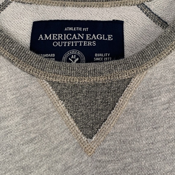 {American Eagle Outfitters} Men's Gray Sweatshirt - Picture 2 of 2